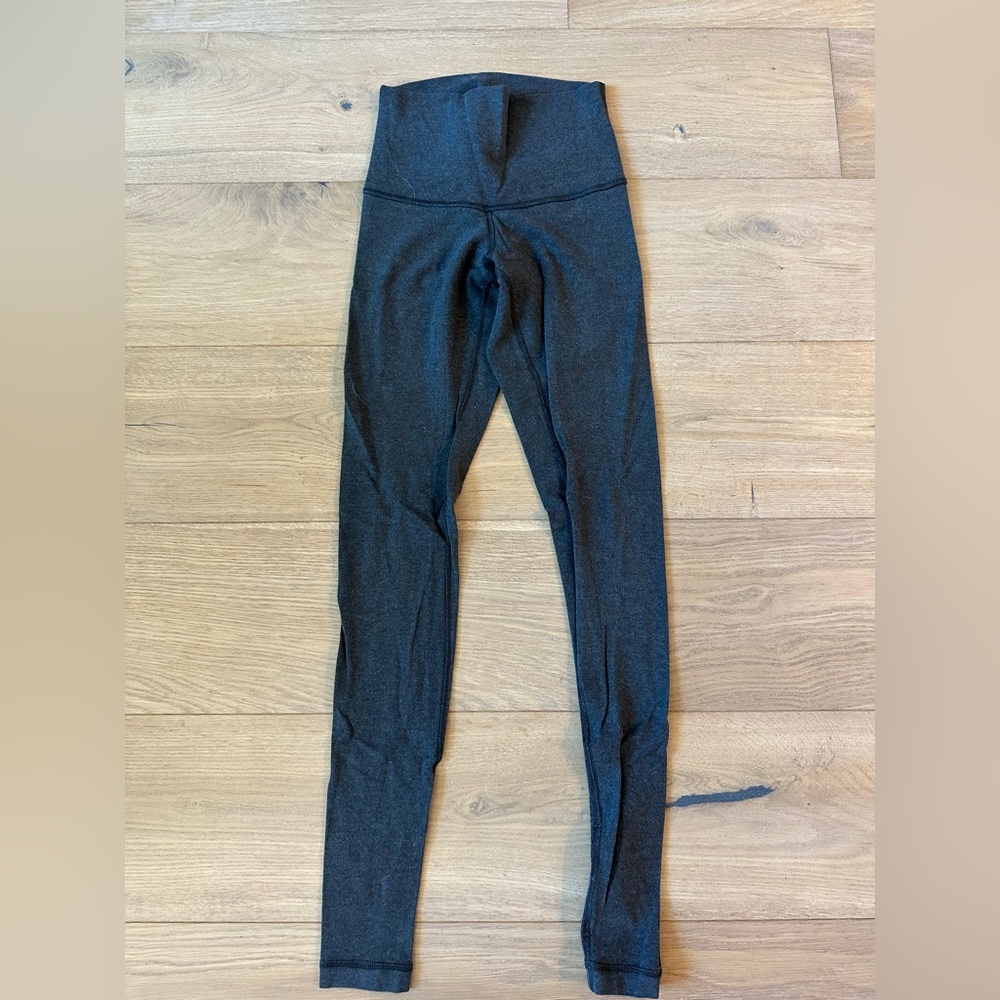 Dark gray Lululemon leggings